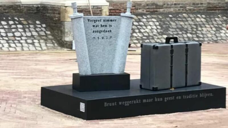Herdenking bij Joods monument om stil te staan bij de holocaust